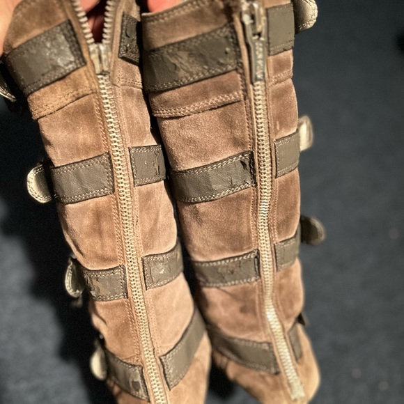 Gray Calin Stuart many wedged buckle boots - Picture 10 of 13